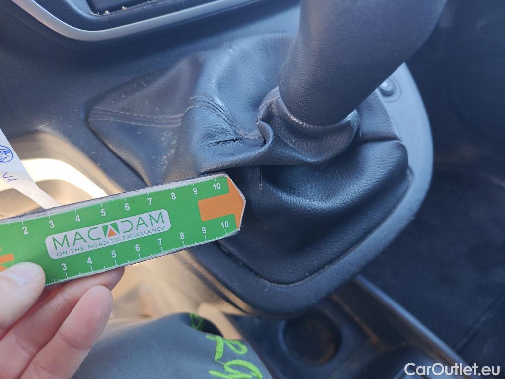  Renault  Kangoo  II Furgón Professional 1.5 dCi 90CV MT5 E6 #31