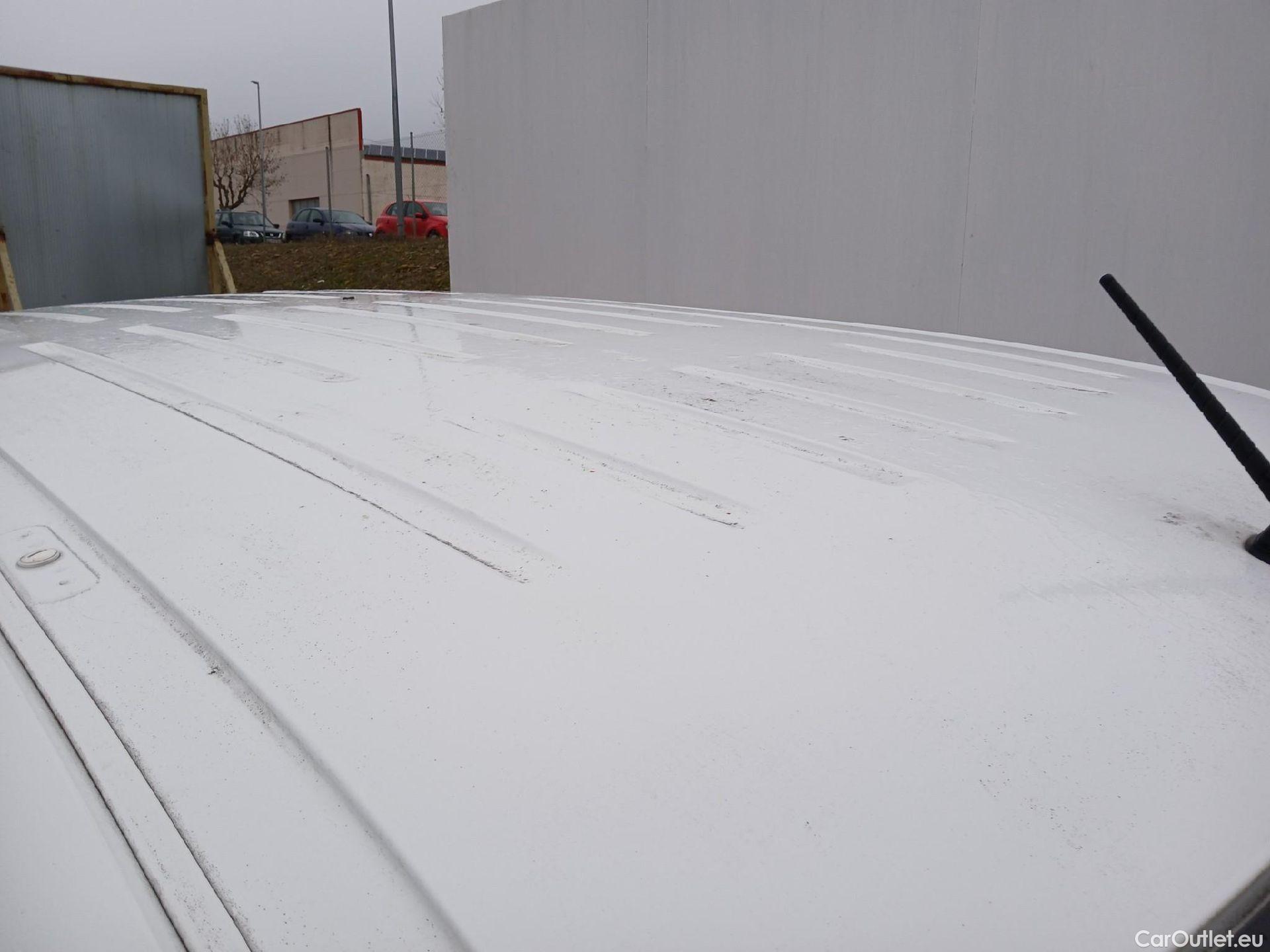  Peugeot  Partner PEUGEOT  / 2018 / 4P / furgón derivado de turismo Premium Standard 600kg BlueHDi 73kW (AC) #60