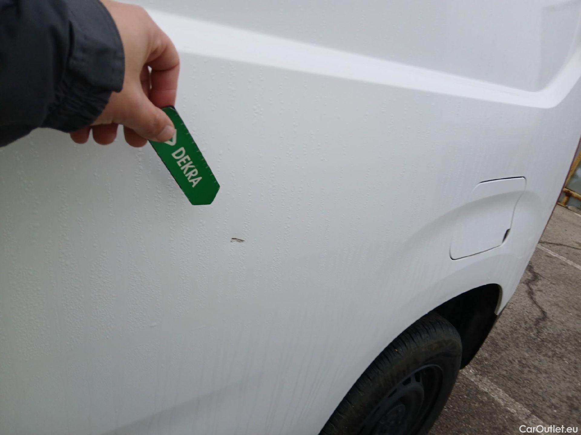  Peugeot  Partner PEUGEOT  / 2018 / 4P / furgón derivado de turismo Premium Standard 600kg BlueHDi 73kW (AC) #36