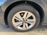  Volkswagen  Golf  VOLKSWAGEN / 2019 / 5P / BERLINA 2.0 TDI SCR 85KW LIFE DSG #18