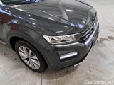  Volkswagen  T-ROC VOLKSWAGEN  / 2017 / 5P / SUV 1.0 TSI STYLE BMT #29