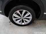  Volkswagen  T-ROC VOLKSWAGEN  / 2017 / 5P / SUV 1.0 TSI STYLE BMT #47