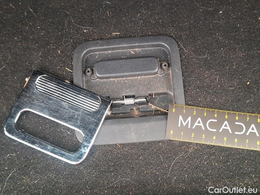  Citroen  C5  Aircross Business Hybrid 1.6 225CV BVA8 E6d #4