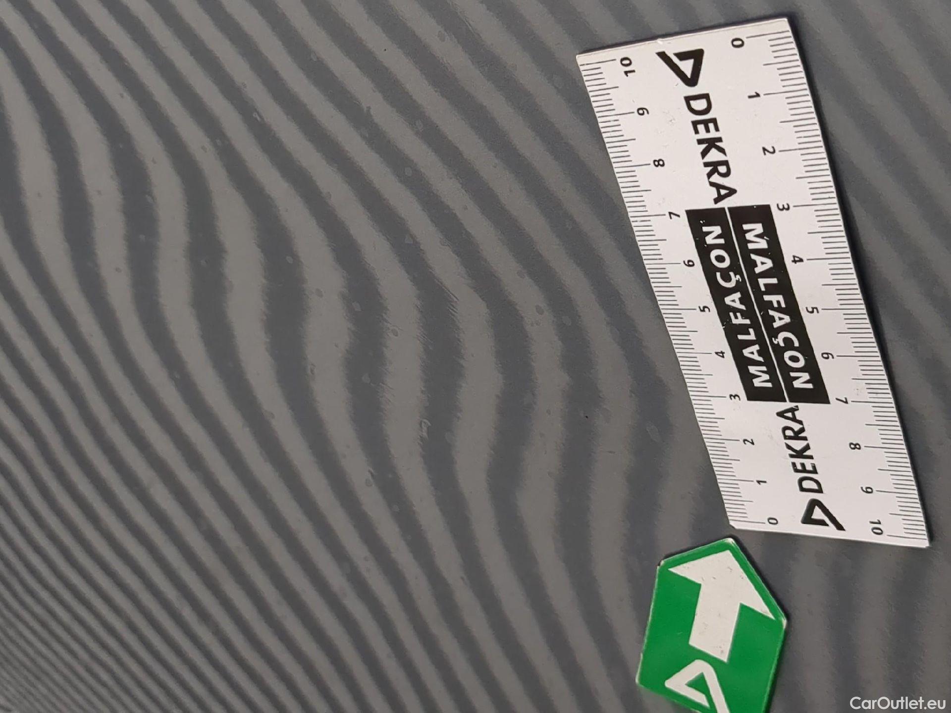  KIA  Sportage KIA  / 2021 / 5P / SUV 1.6 T-GDI 265 PHEV AUTO 4WD GT-L PREM BU #19