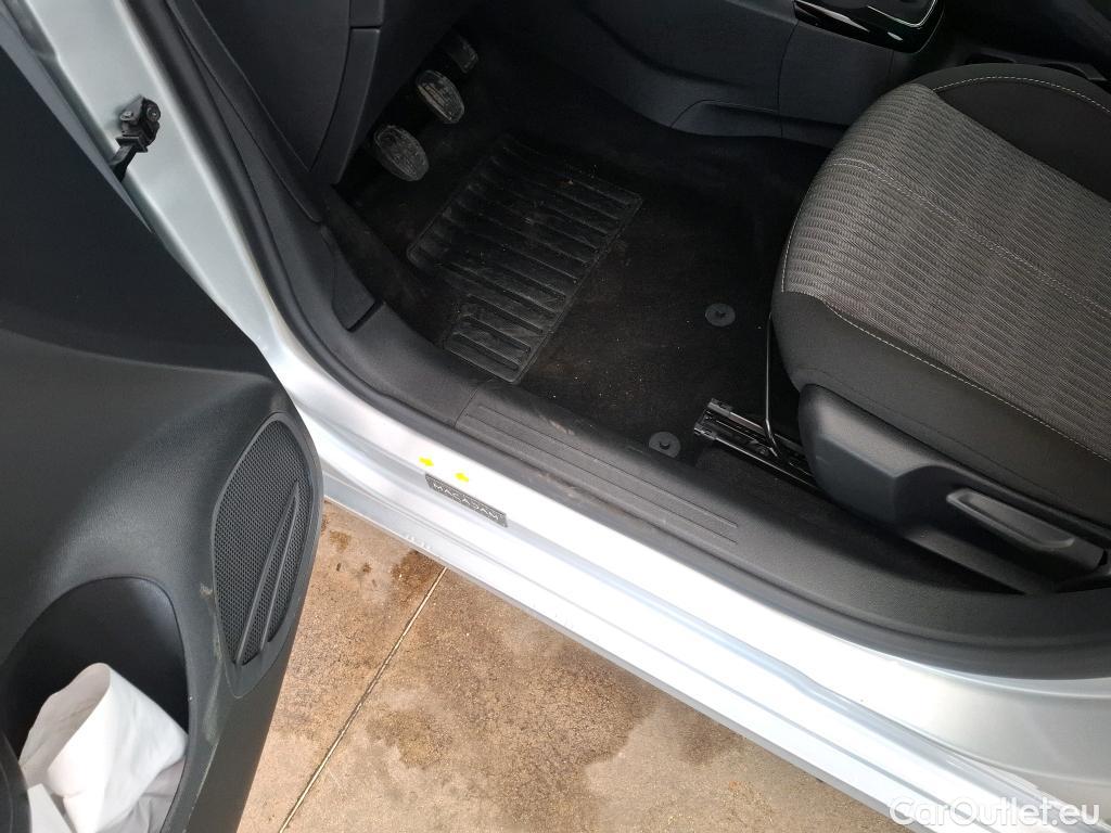  Opel  Corsa  F Elegance Business 1.2 Turbo 100CV BVM6 E6d #12