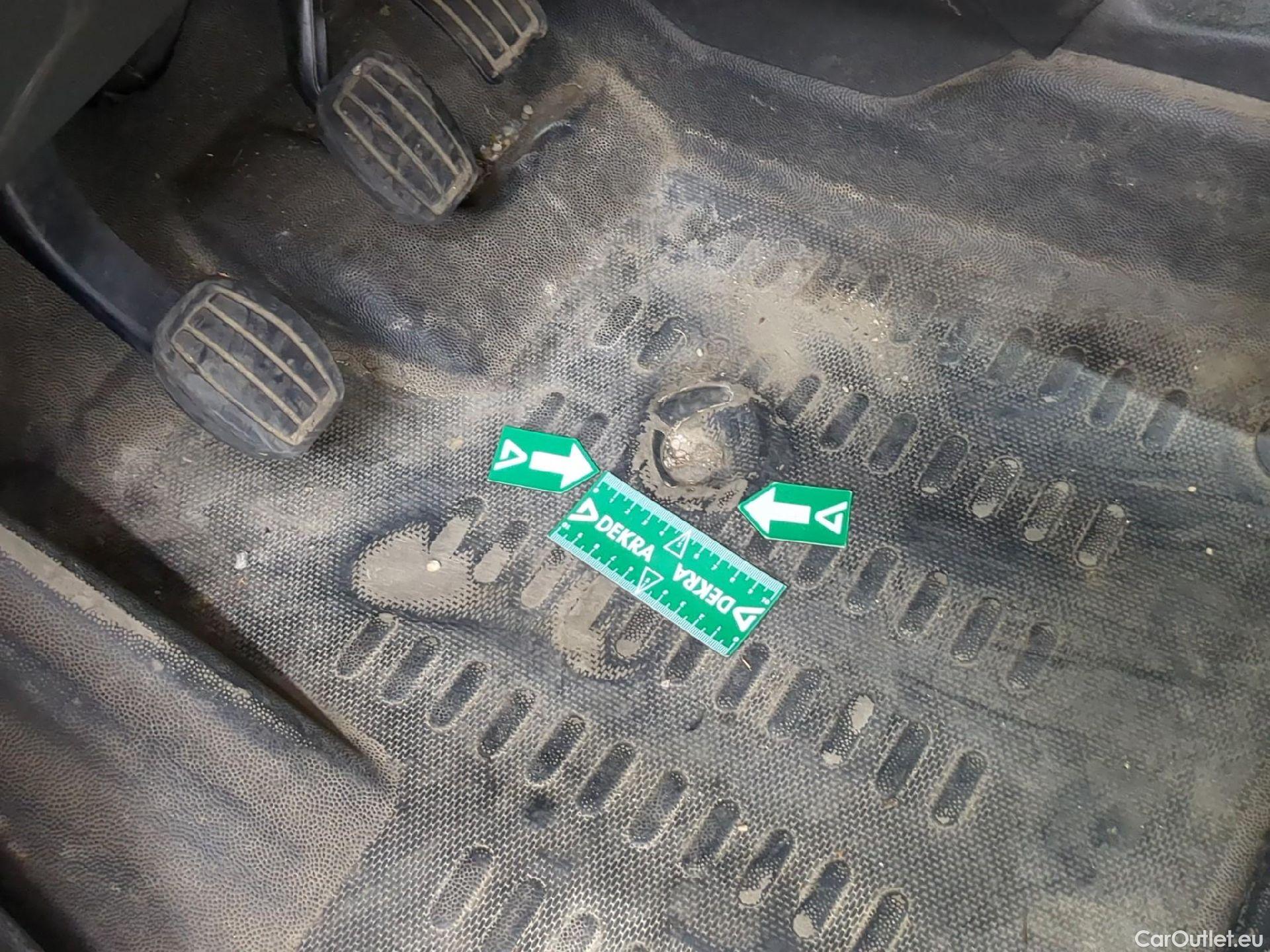  Citroen  Berlingo  Fourgon Club M 650 1.5 BlueHDi 75CV BVM5 E6dT #8