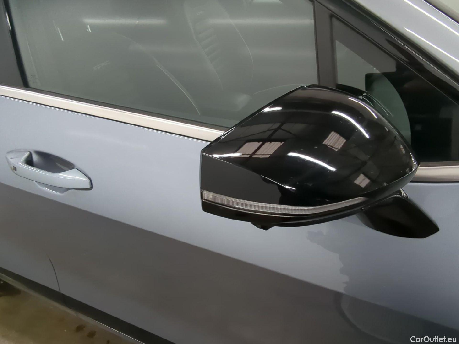  KIA  Sportage KIA  / 2021 / 5P / SUV 1.6 T-GDI 265 PHEV AUTO 4WD GT-L PREM BU #22