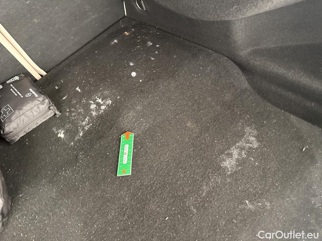  Mercedes  A-Klasse Classe A Berline / 2018 / 4P / Berline A 250 e Progressive Line 8G-DCT #18