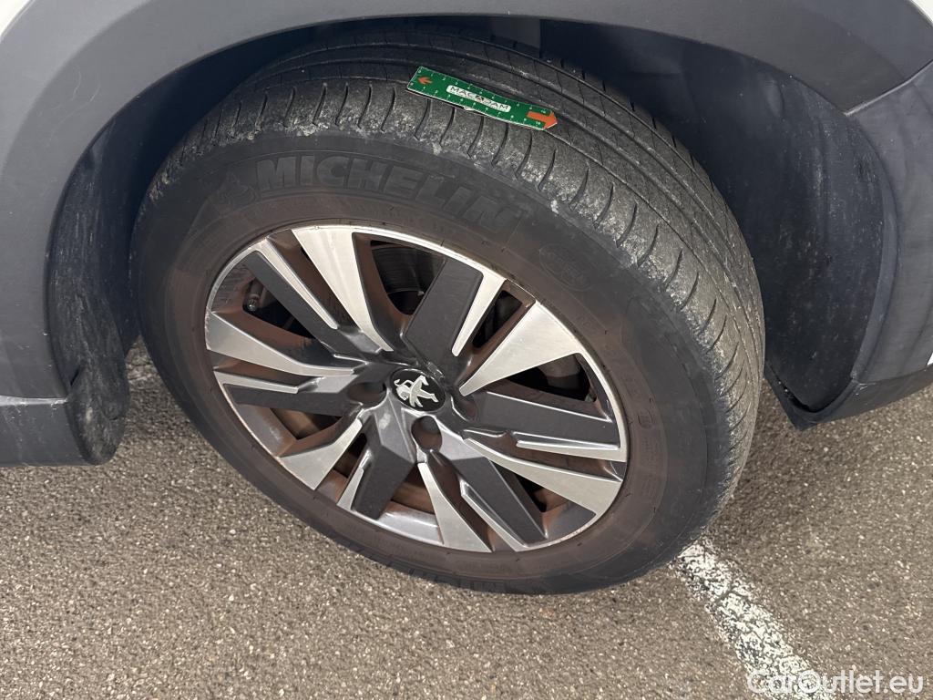  Peugeot  2008  Allure 1.2 PureTech 110CV BVA6 E6dT #5