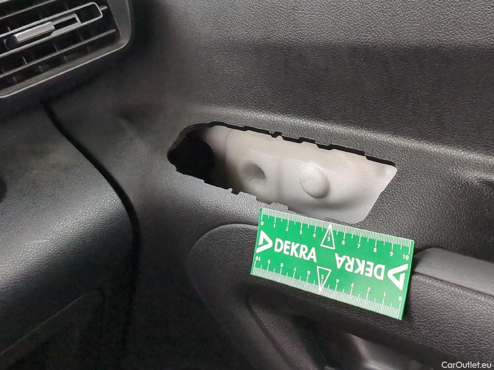  Citroen  Berlingo  Fourgon Club M 650 1.5 BlueHDi 75CV BVM5 E6dT #4