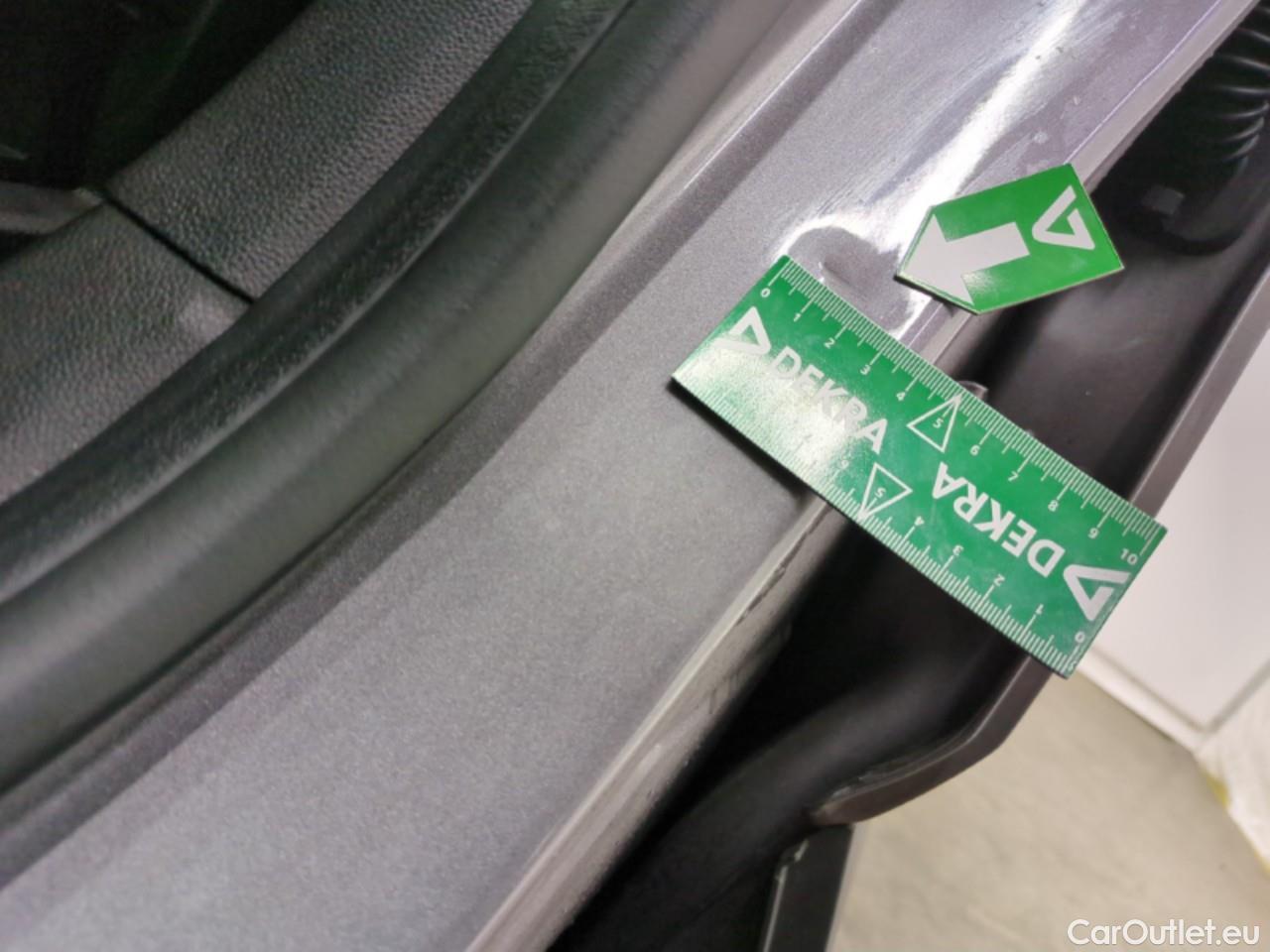  Renault  Captur  II Evolution 1.6 E-TECH Hybrid 145CV BVA6 E6d #3