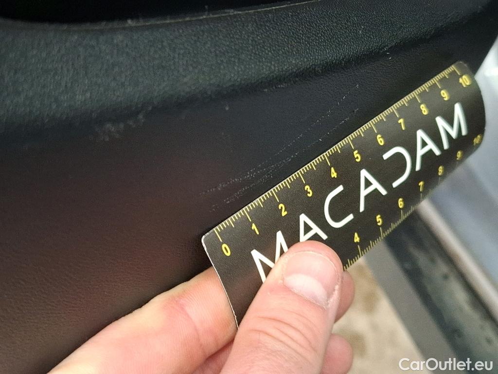  Peugeot  2008  Allure 1.2 PureTech 110CV BVA6 E6 #33