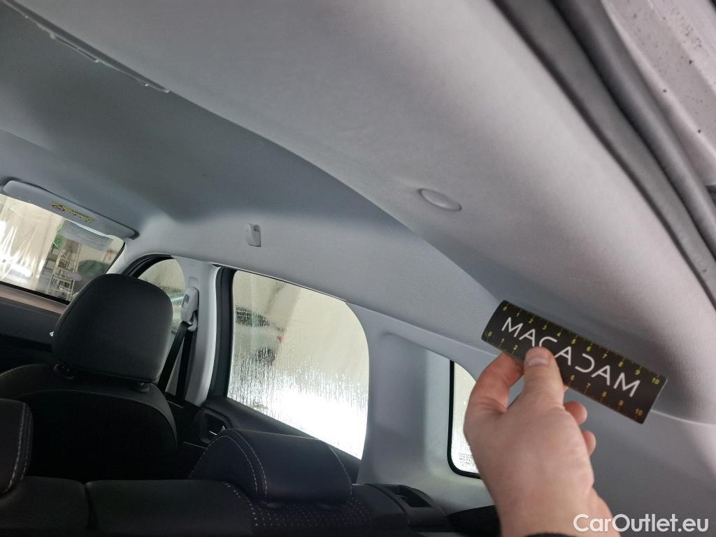  Peugeot  2008  Allure 1.2 PureTech 110CV BVA6 E6 #35