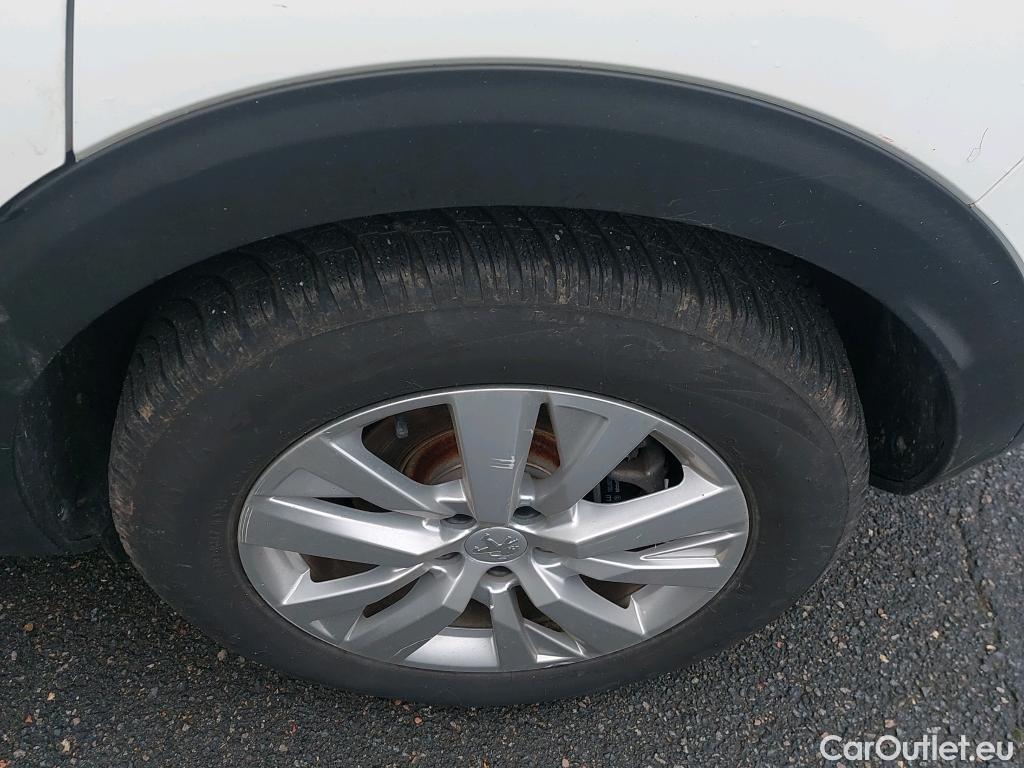  Peugeot  3008  Active Business 1.2 PureTech 130CV BVA8 E6d #38