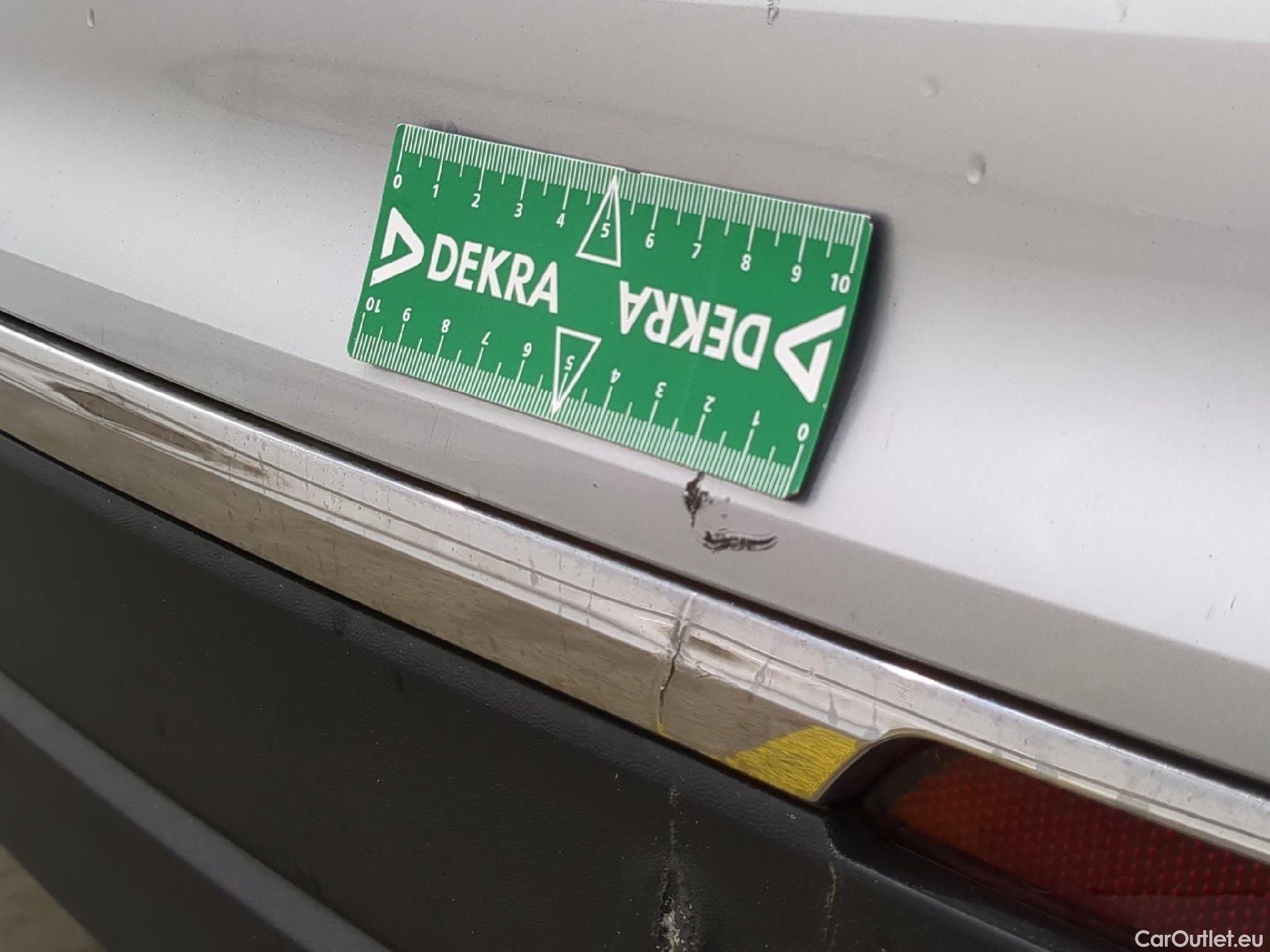  Volkswagen  Tiguan VOLKSWAGEN  / 2020 / 5P / SUV 2.0 TDI 150 DSG7 Life Business #5