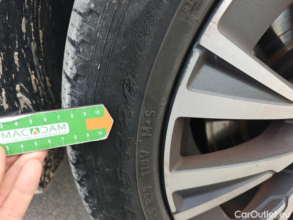  Volvo  XC90 VOLVO  / 2019 / 5P / todoterreno 2.0 T8 AWD Business Plus Auto #4