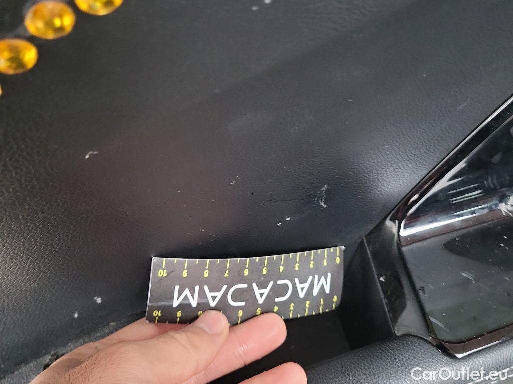  KIA  Niro KIA  / 2019 / 5P / crossover 1.6 GDi HEV 104kW (141CV) Drive #19