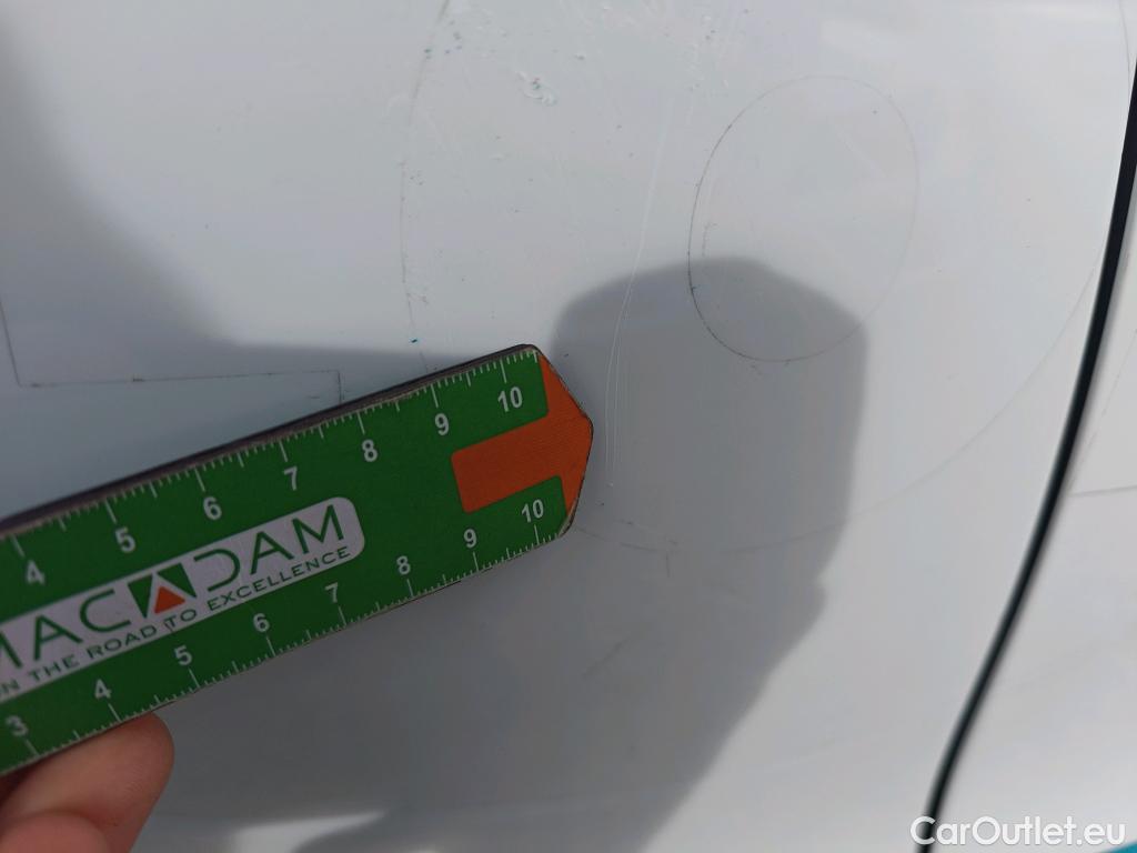  KIA  Sportage KIA  / 2018 / 5P / todoterreno 1.6 MHEV Business 100kW (136CV) 4x2 #42