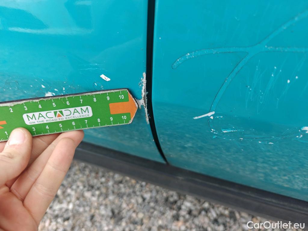  KIA  Sportage KIA  / 2018 / 5P / todoterreno 1.6 MHEV Business 100kW (136CV) 4x2 #30