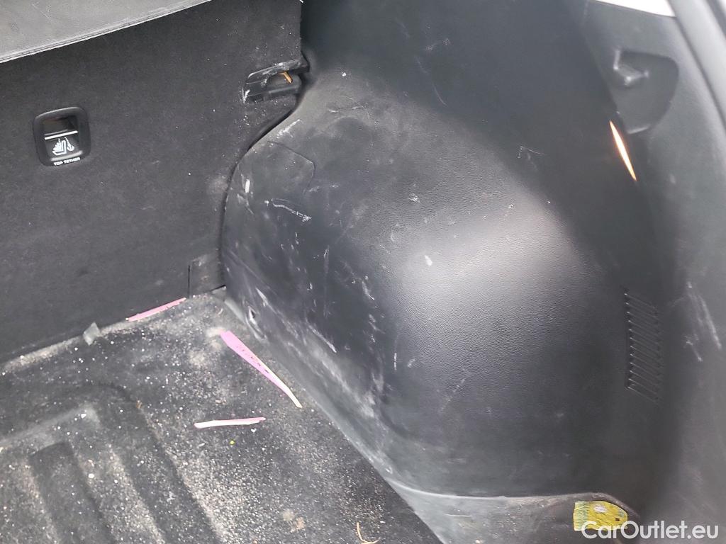  KIA  Niro KIA  / 2019 / 5P / crossover 1.6 GDi HEV 104kW (141CV) Drive #3