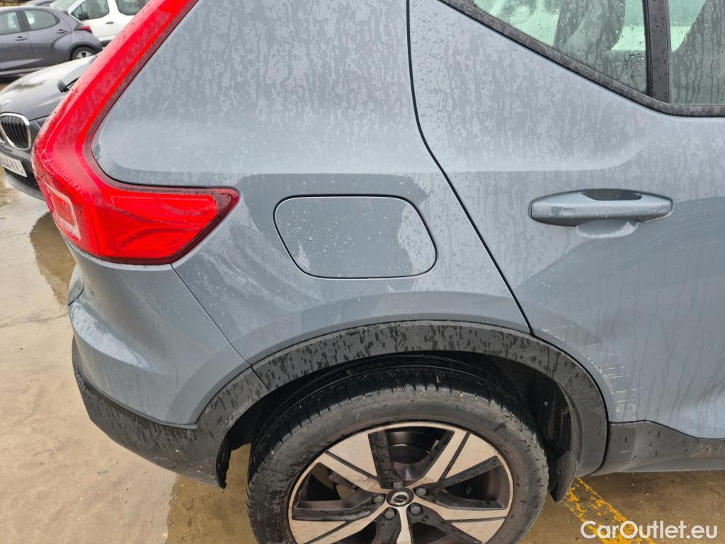  Volvo  XC 40 VOLVO XC40 / 2017 / 5P / todoterreno 1.5 T4 Twin Recharge R-Design Auto #26