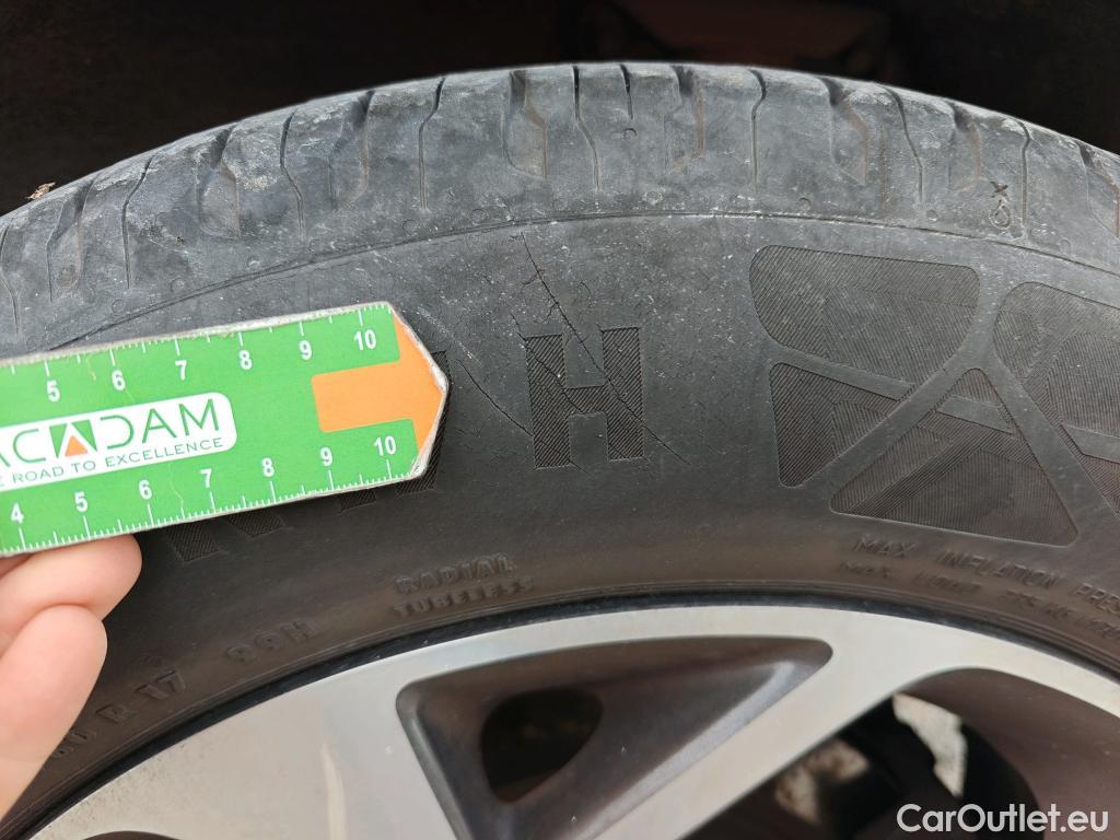  KIA  Sportage KIA  / 2018 / 5P / todoterreno 1.6 MHEV Business 100kW (136CV) 4x2 #9