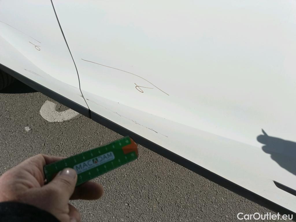  Citroen  DS3 DS DS 3 Crossback / 2018 / 5P / todoterreno PureTech 73 kW Manual PERFORMANCE LINE (AC) #11