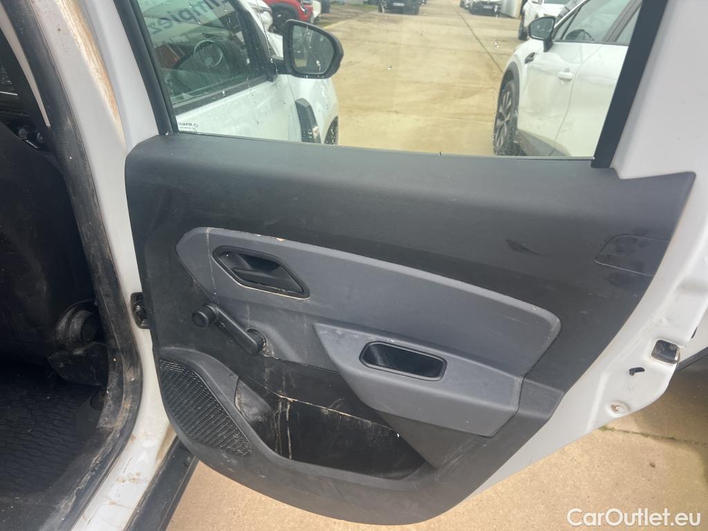  Dacia  Duster DACIA  / 2018 / 5P / todoterreno Essent. Blue dCi 85kW (115CV) 4X2 #11