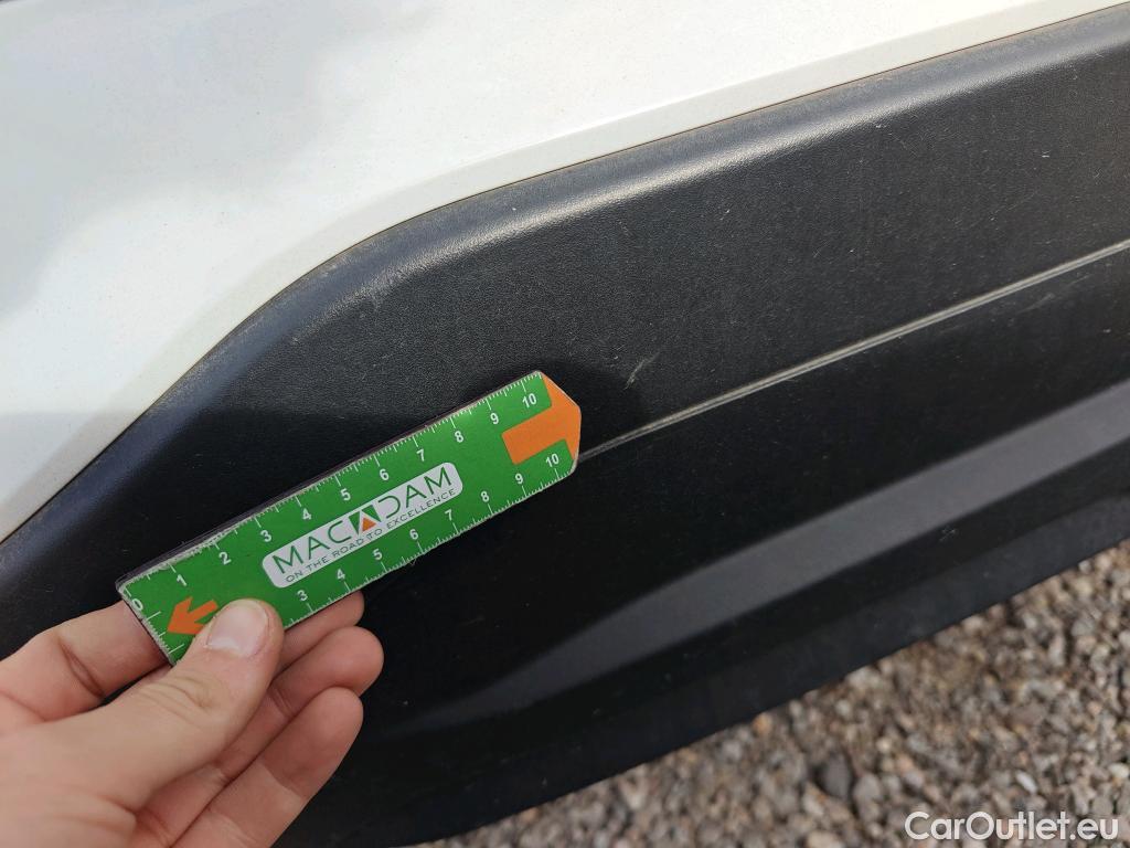  Hyundai  Konna HYUNDAI Kona / 2017 / 5P / todoterreno 1.6 GDI HEV Klass DCT #32