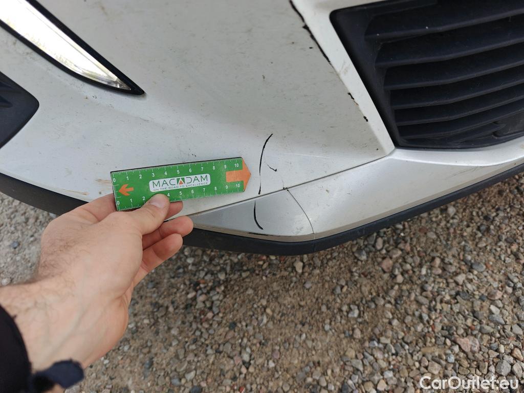  Peugeot  2008 PEUGEOT  / 2019 / 5P / todoterreno Allure BlueHDI 81kW (110CV) #41