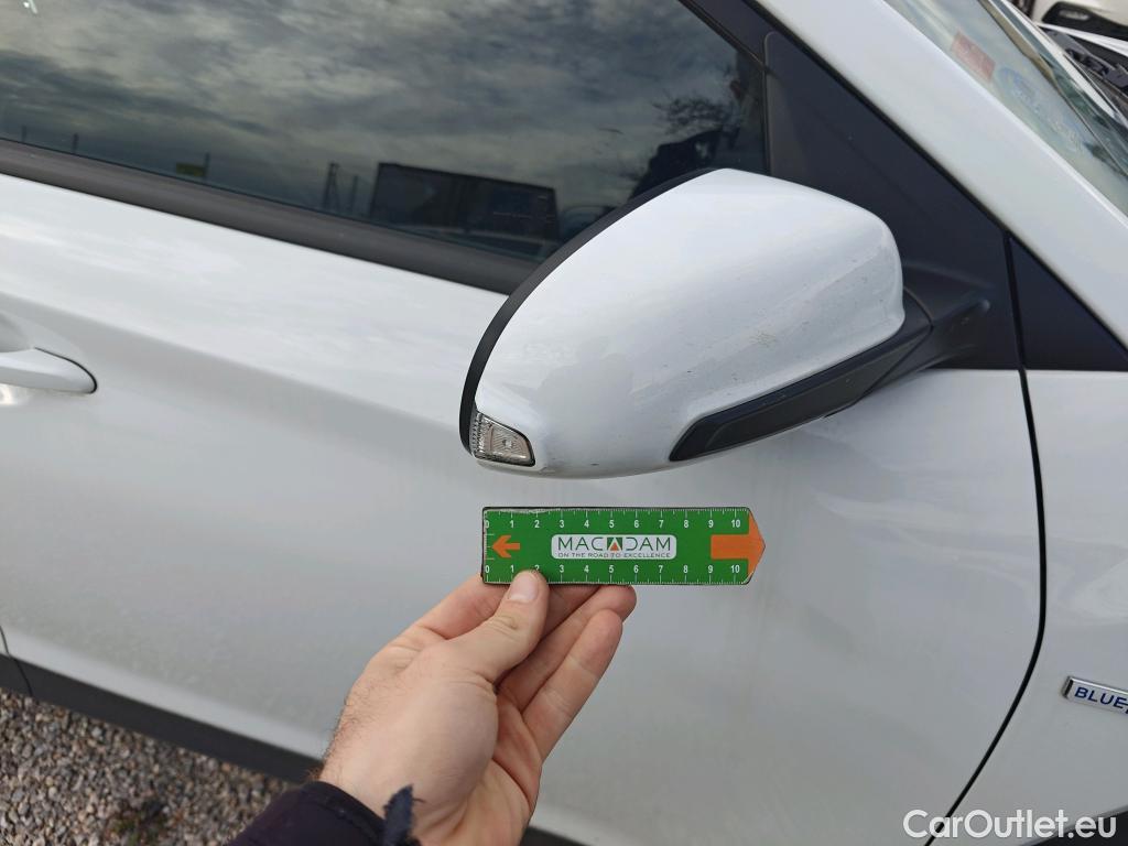  Hyundai  Konna HYUNDAI Kona / 2017 / 5P / todoterreno 1.6 GDI HEV Klass DCT #28