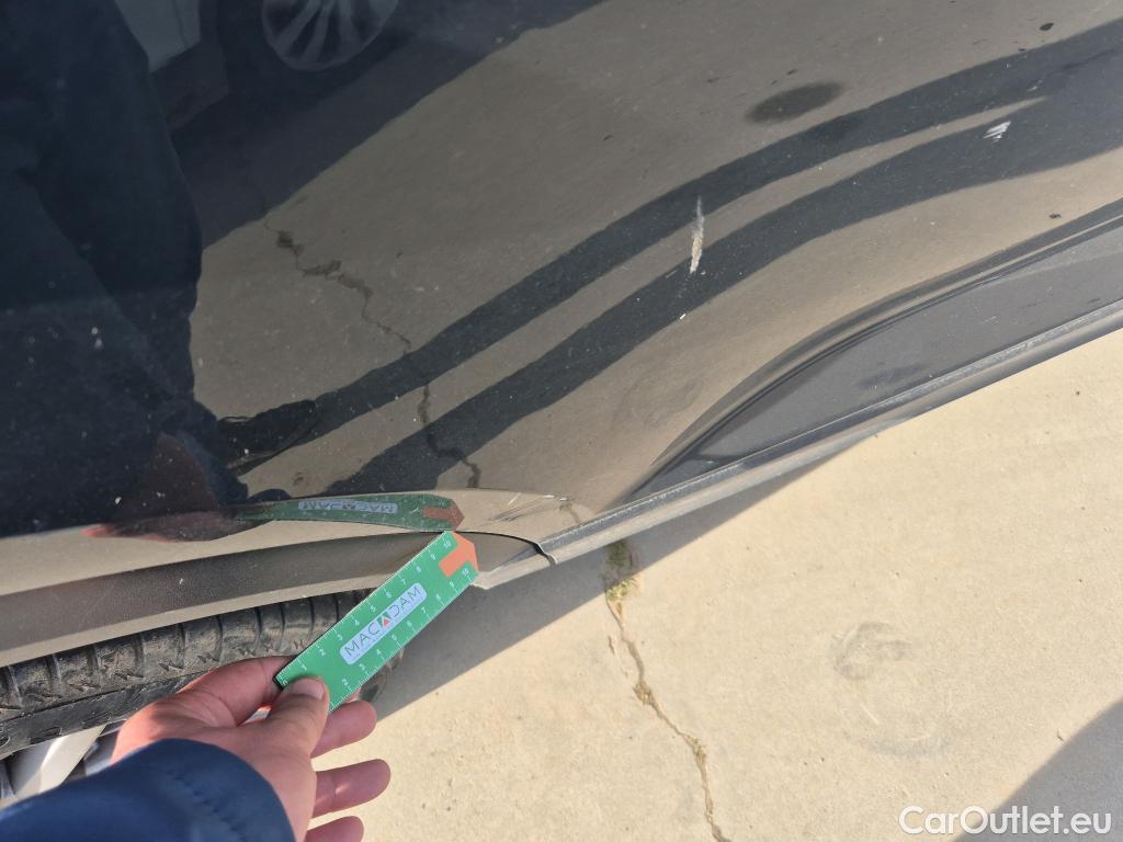  Volkswagen  T-ROC VOLKSWAGEN  / 2017 / 5P / todoterreno Edition 1.0 TSI 81kW (110CV) #12