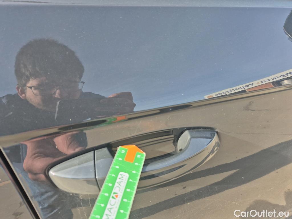  Volkswagen  T-ROC VOLKSWAGEN  / 2017 / 5P / todoterreno Edition 1.0 TSI 81kW (110CV) #10