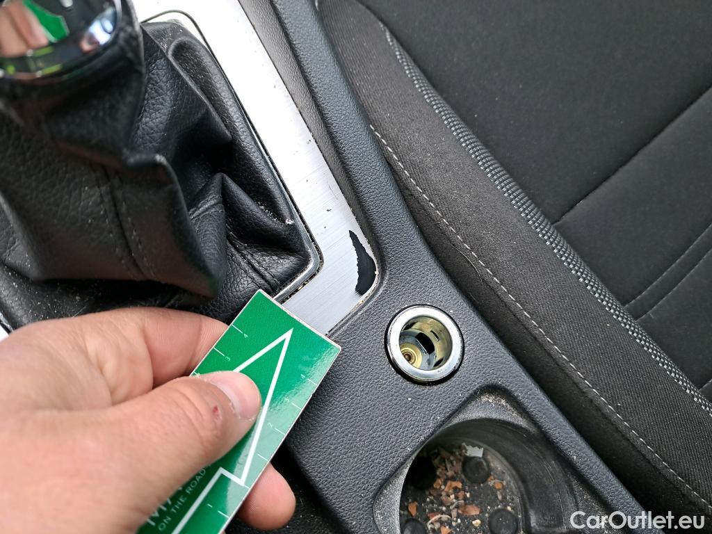  Skoda  Octavia SKODA  / 2016 / 5P / familiar Combi 1.6 TDI CR 85KW (115CV) Ambition #12