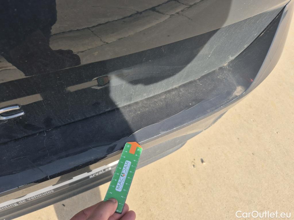  Volkswagen  T-ROC VOLKSWAGEN  / 2017 / 5P / todoterreno Edition 1.0 TSI 81kW (110CV) #2