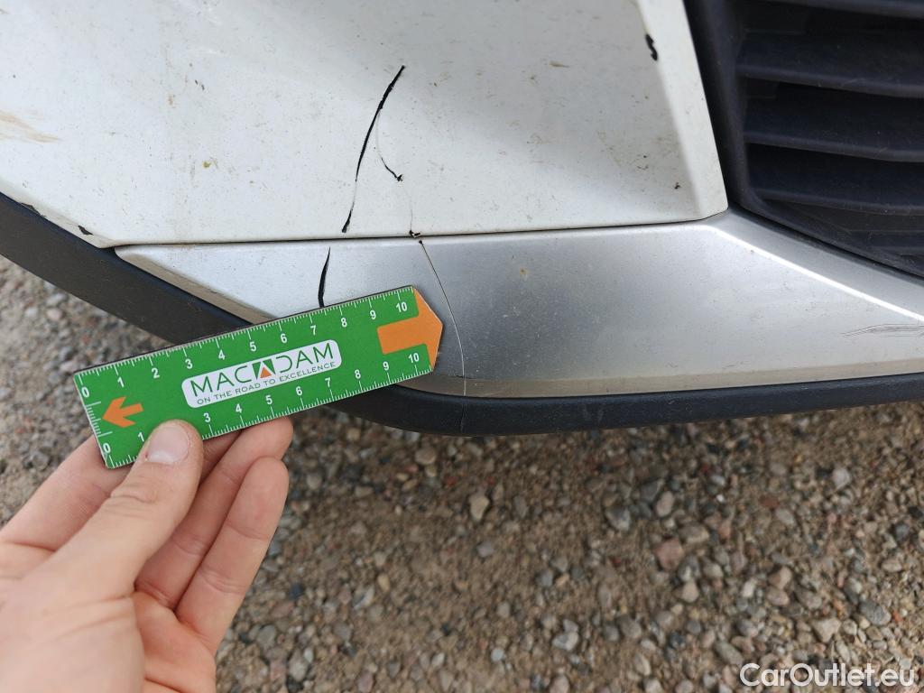  Peugeot  2008 PEUGEOT  / 2019 / 5P / todoterreno Allure BlueHDI 81kW (110CV) #2