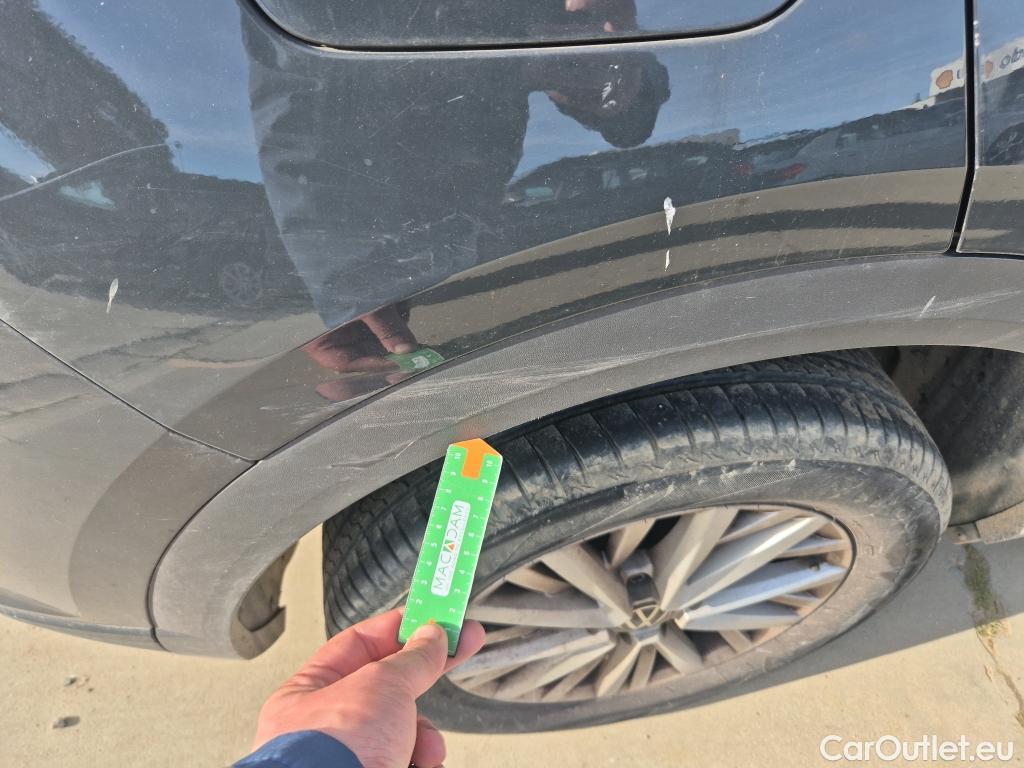  Volkswagen  T-ROC VOLKSWAGEN  / 2017 / 5P / todoterreno Edition 1.0 TSI 81kW (110CV) #15