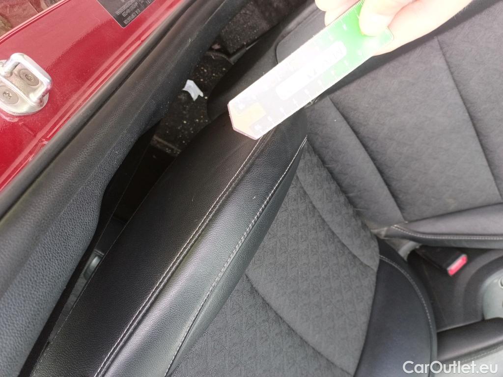  KIA  Niro KIA  / 2019 / 5P / crossover 1.6 GDi PHEV 104kW (141CV) Drive #3