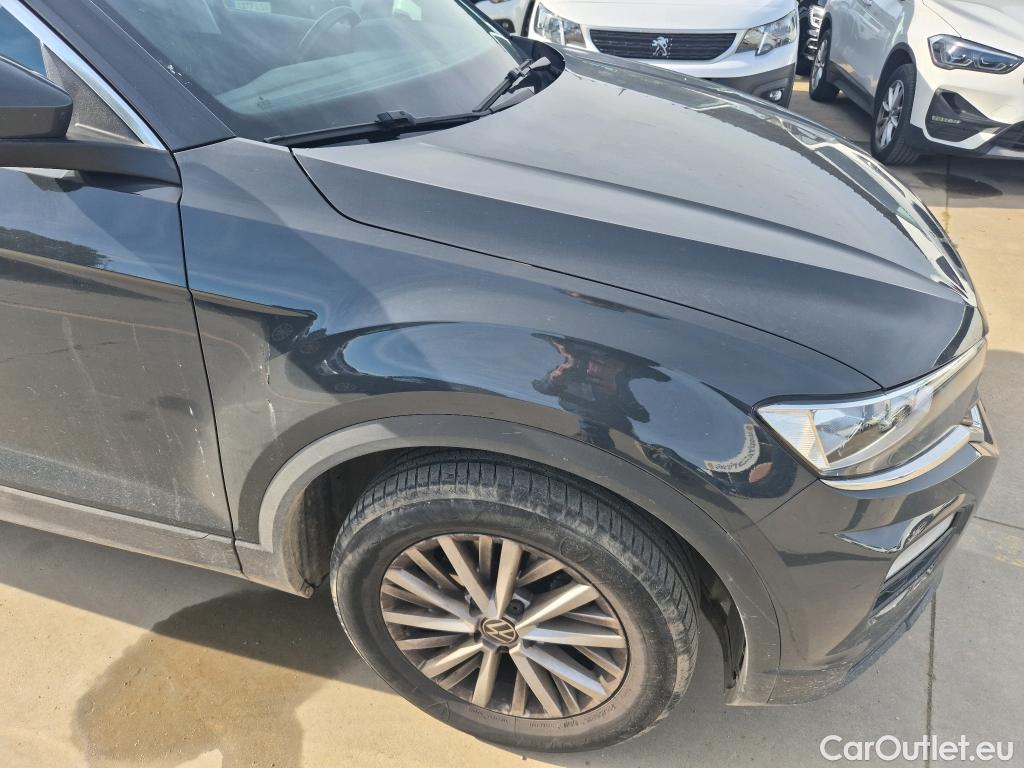  Volkswagen  T-ROC VOLKSWAGEN  / 2017 / 5P / todoterreno Edition 1.0 TSI 81kW (110CV) #26