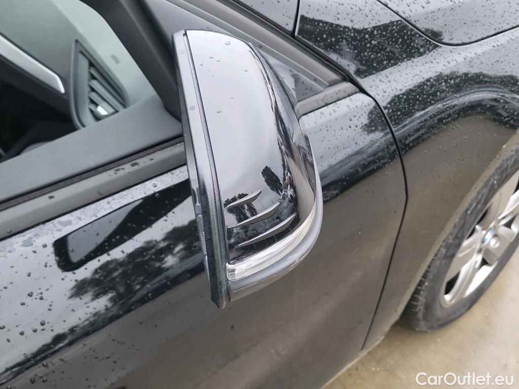  Bmw  Serie 1 BMW  / 2019 / 5P / berlina con portón 118i #19