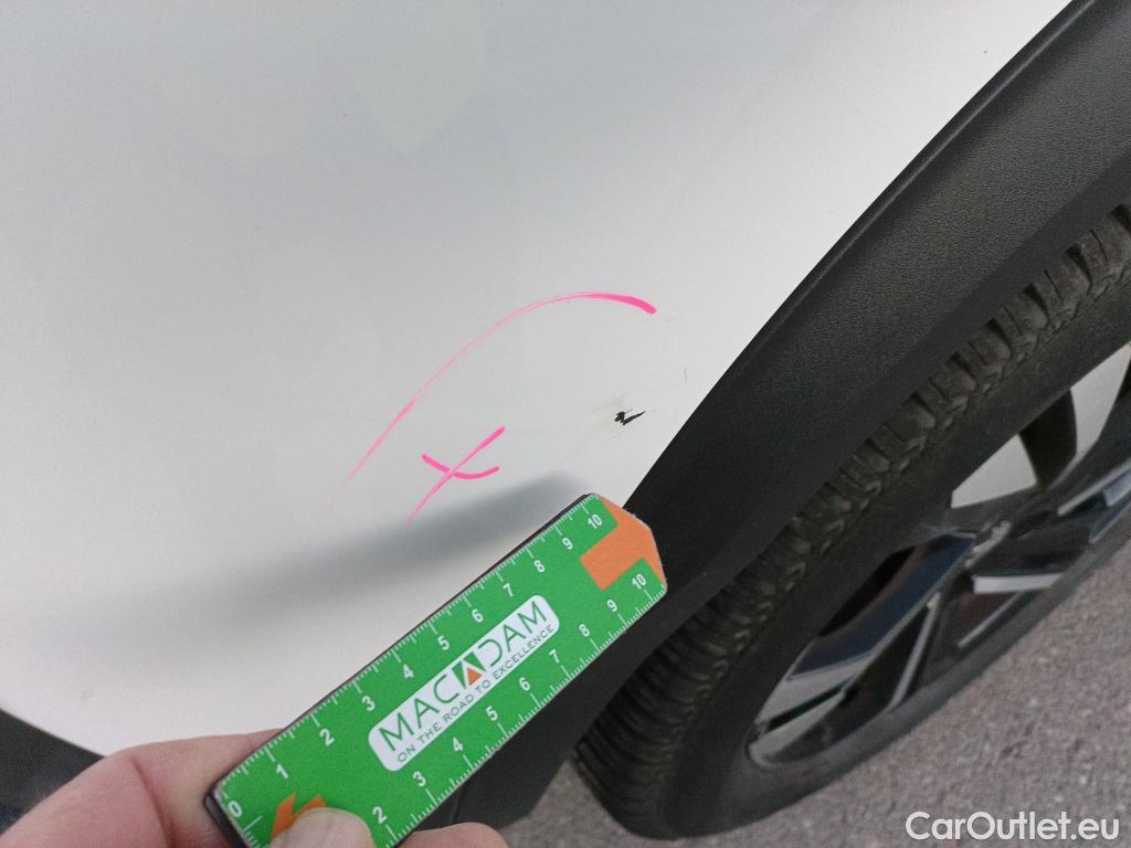  Peugeot  2008 PEUGEOT  / 2019 / 5P / todoterreno Allure BlueHDI 81kW (110CV) #26