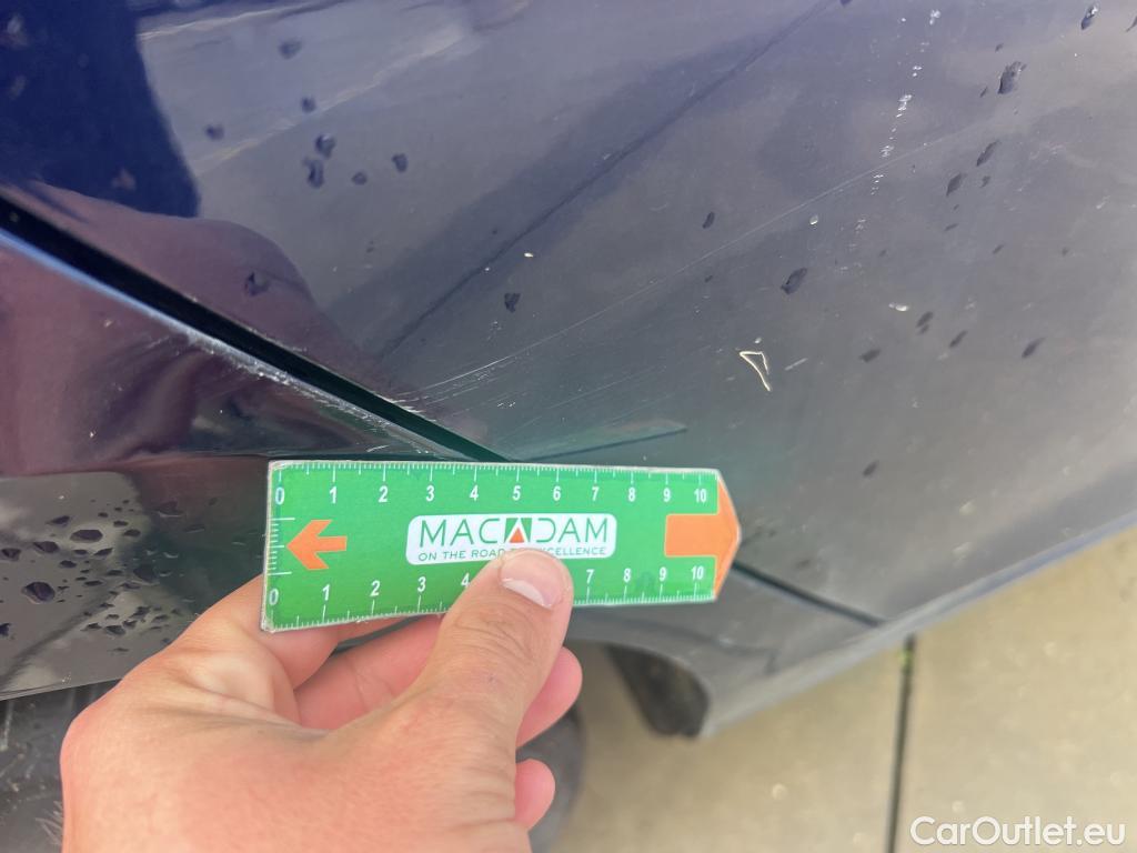  Volkswagen  Golf  VOLKSWAGEN / 2020 / 5P / berlina con portón Life 2.0 TDI 85kW (115CV) #14