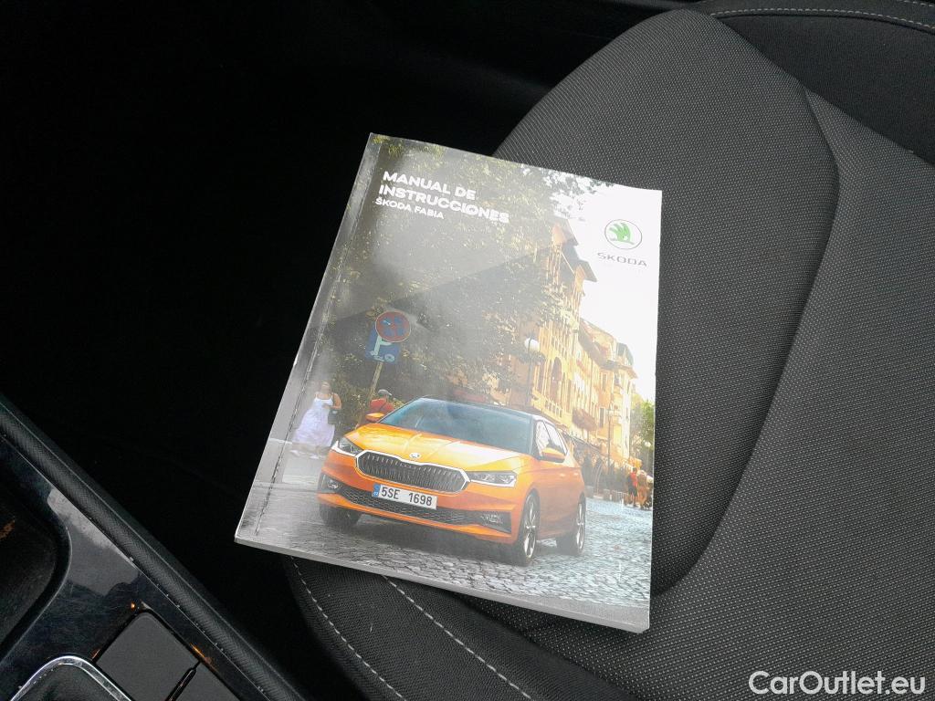  Skoda  Fabia SKODA  / 2021 / 5P / berlina con portón 1.0 TSI 70KW (95CV) Emotion (AC) #6