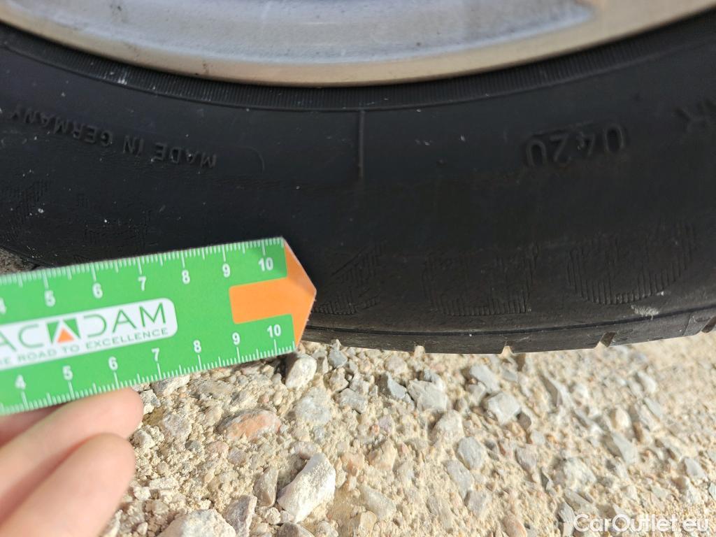  Bmw  X1 BMW  / 2019 / 5P / todoterreno sDrive16d Business #15