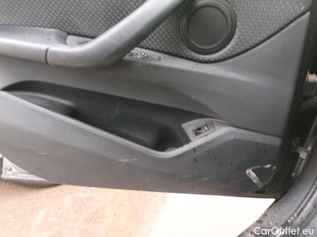  Bmw  X1 BMW  / 2019 / 5P / todoterreno sDrive18dA Business #17