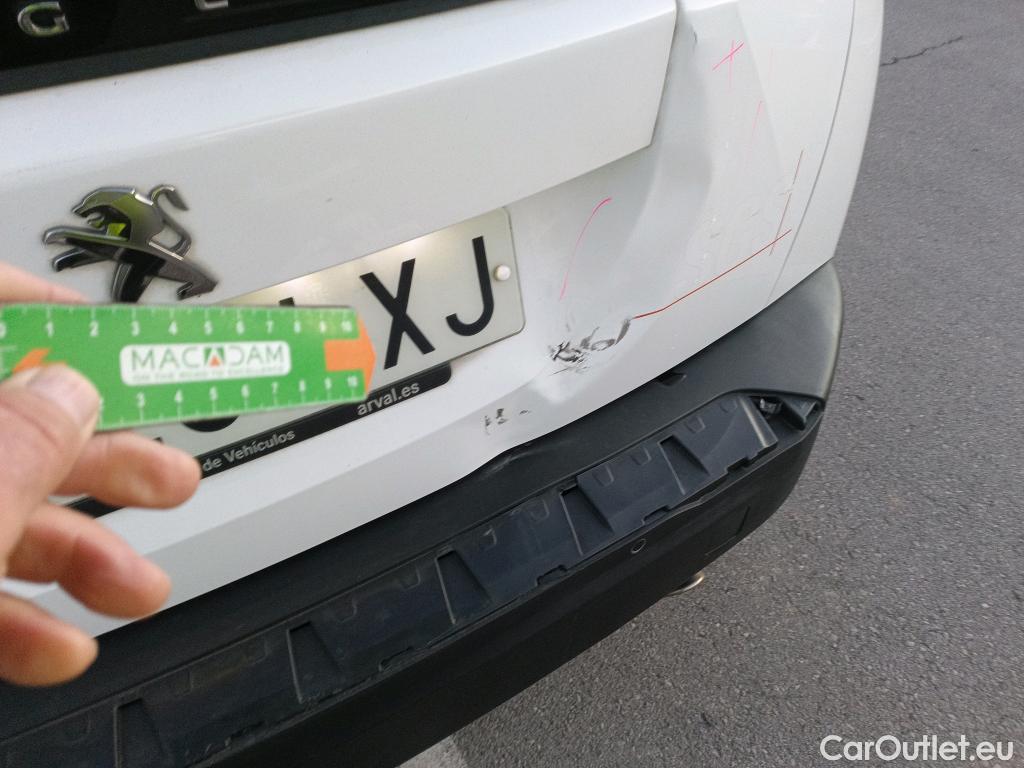  Peugeot  2008 PEUGEOT  / 2019 / 5P / todoterreno Allure BlueHDI 81kW (110CV) #1