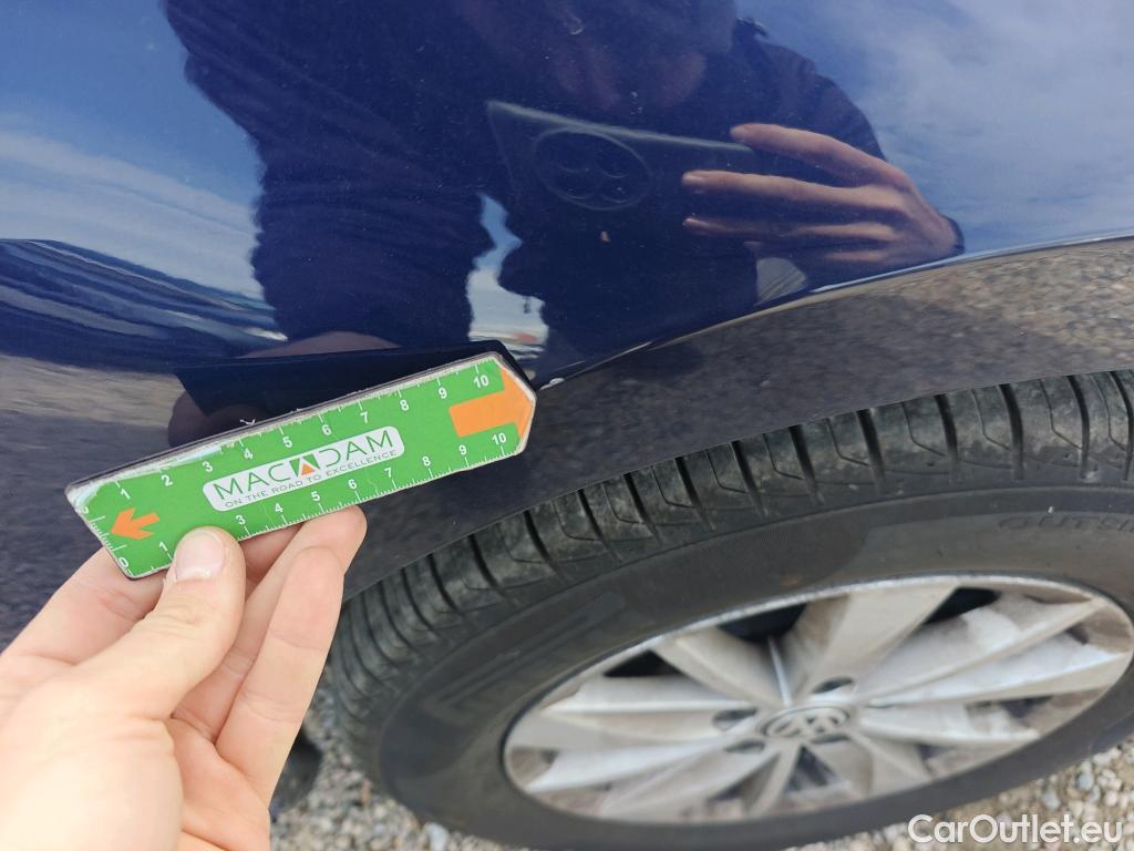  Volkswagen  Golf  VOLKSWAGEN / 2016 / 5P / berlina con portón Ready2Go 1.0 TSI 85kW (115CV) #49