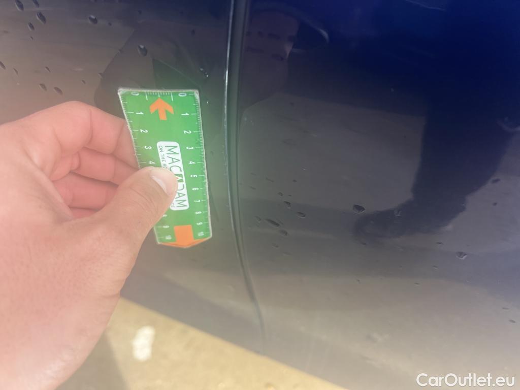  Volkswagen  Golf  VOLKSWAGEN / 2020 / 5P / berlina con portón Life 2.0 TDI 85kW (115CV) #12