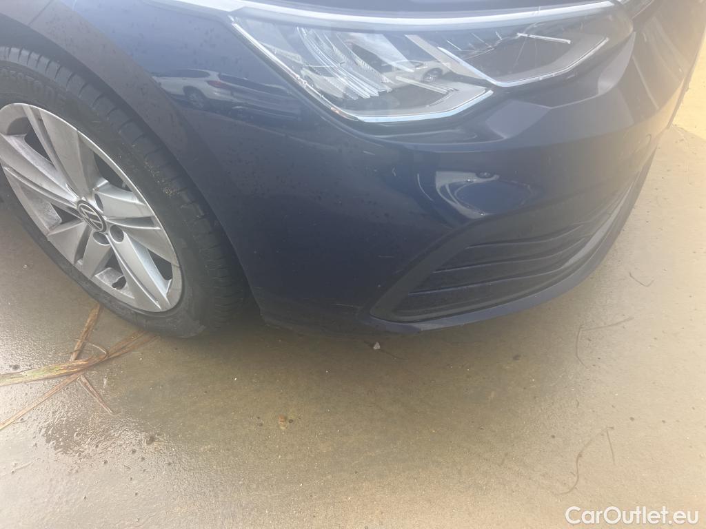  Volkswagen  Golf  VOLKSWAGEN / 2020 / 5P / berlina con portón Life 2.0 TDI 85kW (115CV) #19