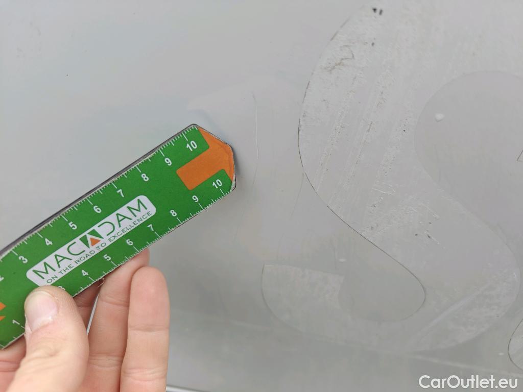  Peugeot  2008 PEUGEOT  / 2019 / 5P / todoterreno Allure BlueHDI 81kW (110CV) #13